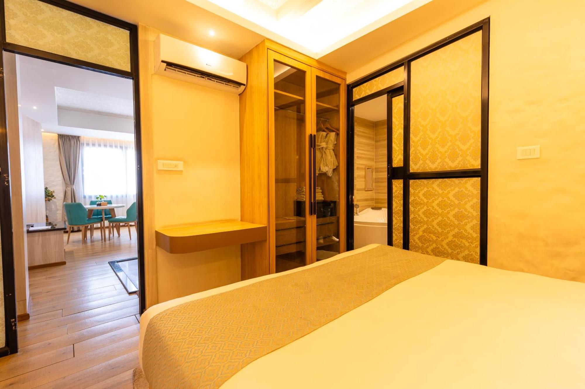 Arushi Boutique Hotel Катманду Екстер'єр фото