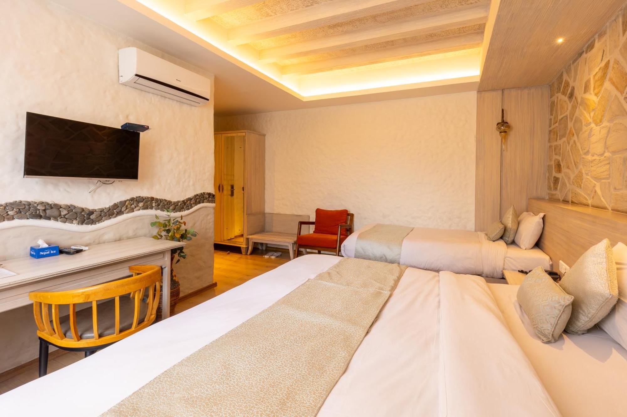 Arushi Boutique Hotel Катманду Екстер'єр фото